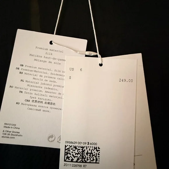 Rejina Pyo Little Black Silk Dress NWT 06 - Picture 6 of 8